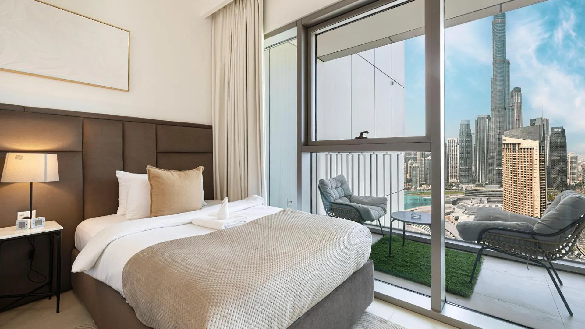 2Br With Full Burj View And Direct Access To Dubai Mall Apartment
